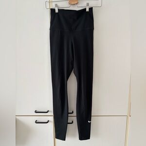 Nike Dri-Fit Leggings Women XS HighWaist Black Buttersoft